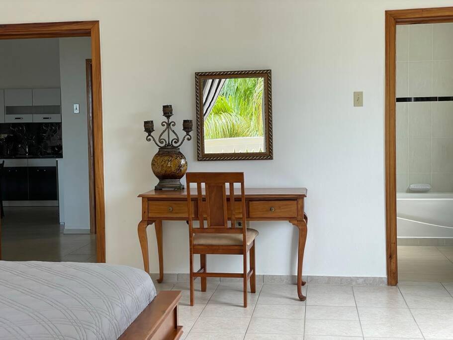Spring Garden Mobay Resort Luxurious Apartments มอนเทโกเบย์ ภายนอก รูปภาพ