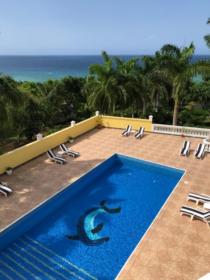 Spring Garden Mobay Resort Luxurious Apartments มอนเทโกเบย์ ภายนอก รูปภาพ